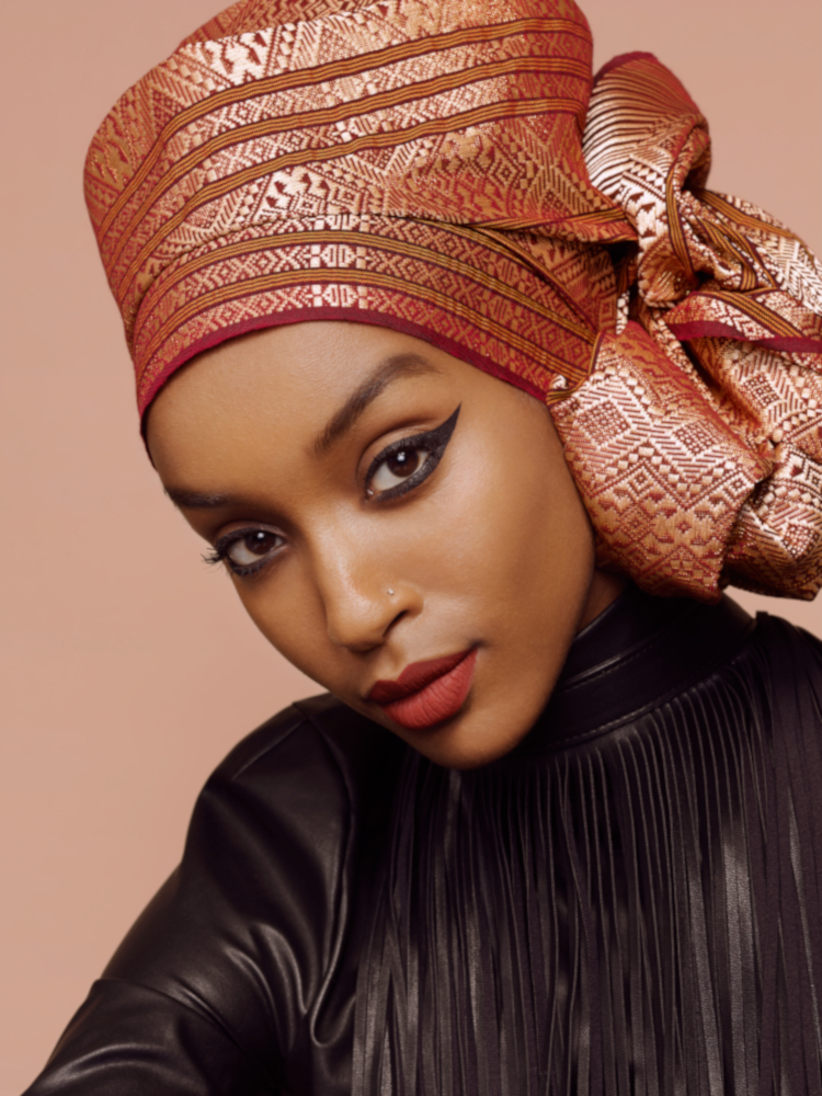 Anna Wong Stylist. Seattle wardrobe stylist.Seattle editorial stylist,Seattle commercial stylist,