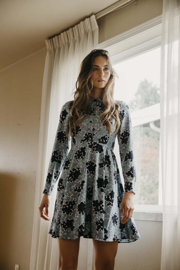 Anna Wong Stylist. Seattle wardrobe stylist,Seattle editorial stylist,Seattle commercial stylist,woman posing in Kate Spade dress.