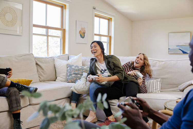 Anna Wong Stylist, Seattle wardrobe stylist,Fashion stylist,Wardrobe stylist,Commercial stylist,Womens fashion,mens fashion, kids fashion, xbox, lifestyle stylist, gaming